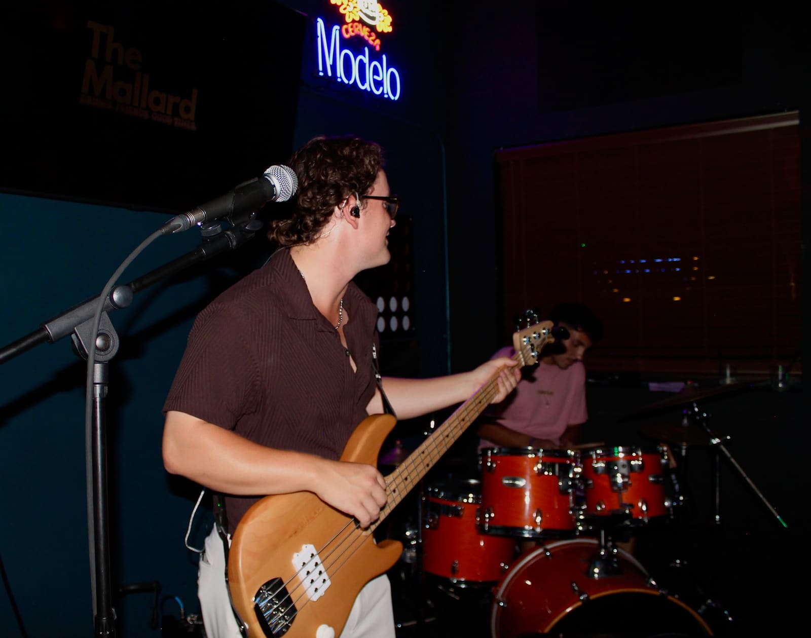 Ocean Groove show at The Mallard