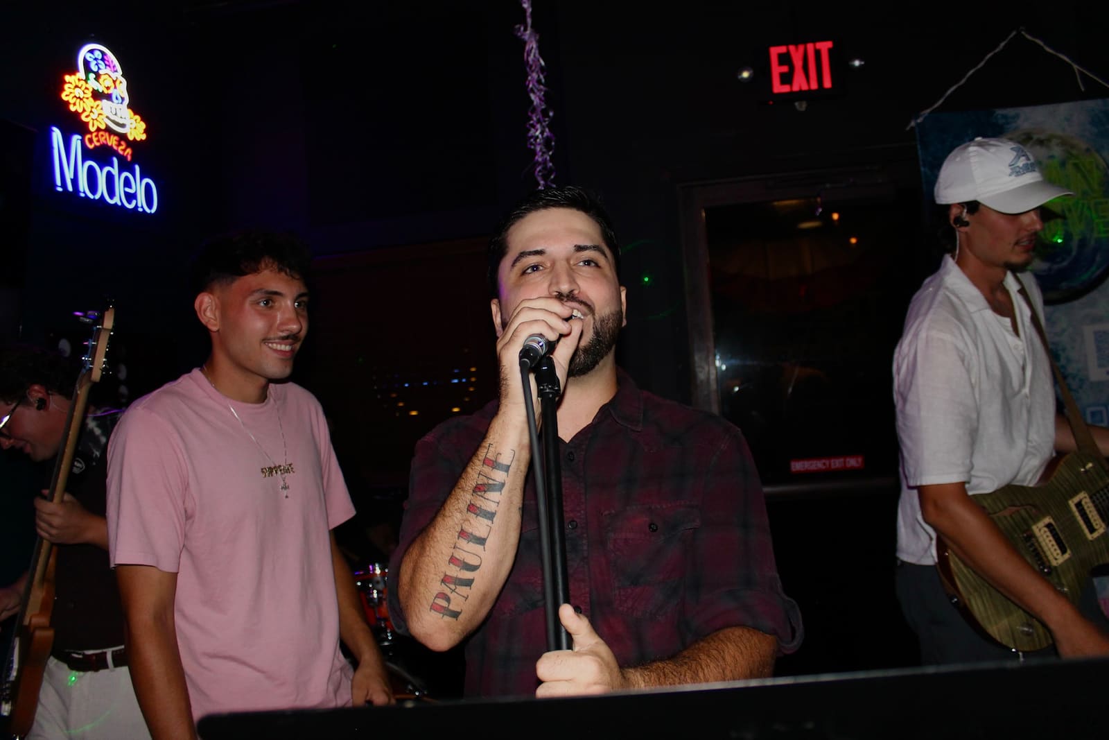 Ocean Groove show at The Mallard